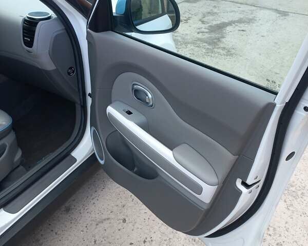 Желтый Киа Soul, объемом двигателя 0 л и пробегом 91 тыс. км за 7559 $, фото 31 на Automoto.ua