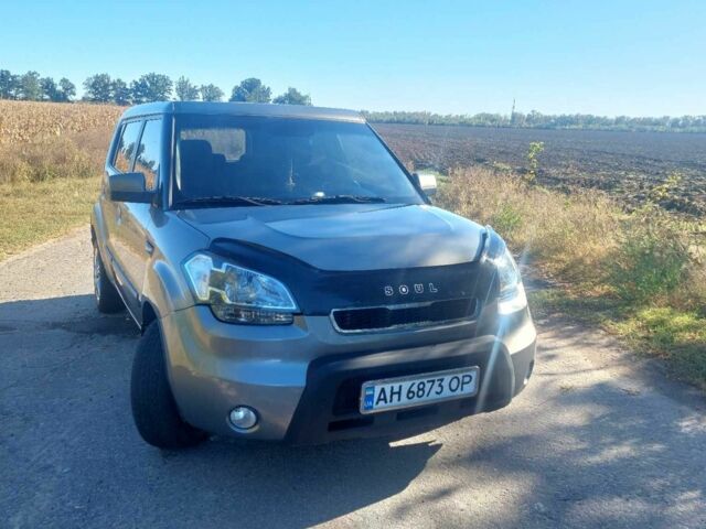 Серый Киа Soul, объемом двигателя 1.6 л и пробегом 146 тыс. км за 6500 $, фото 3 на Automoto.ua