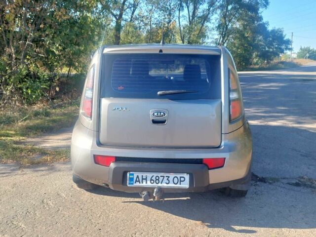 Серый Киа Soul, объемом двигателя 1.6 л и пробегом 146 тыс. км за 6500 $, фото 7 на Automoto.ua