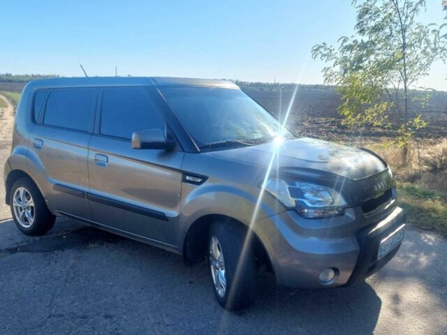 Серый Киа Soul, объемом двигателя 1.6 л и пробегом 146 тыс. км за 6500 $, фото 4 на Automoto.ua