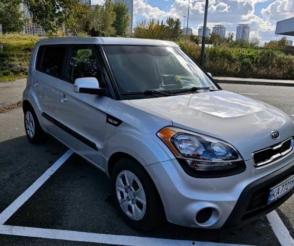 Сірий Кіа Soul, об'ємом двигуна 1.6 л та пробігом 184 тис. км за 8500 $, фото 5 на Automoto.ua