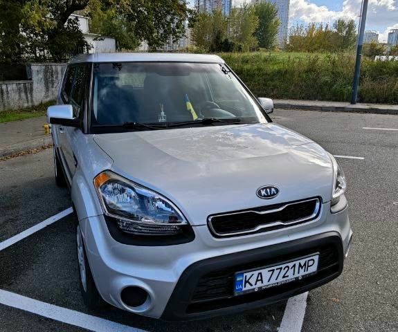 Сірий Кіа Soul, об'ємом двигуна 1.6 л та пробігом 184 тис. км за 8500 $, фото 4 на Automoto.ua