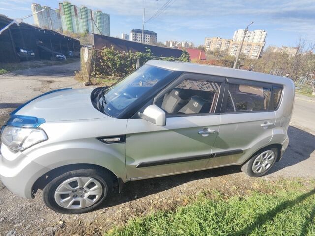 Сірий Кіа Soul, об'ємом двигуна 1.6 л та пробігом 209 тис. км за 7800 $, фото 10 на Automoto.ua