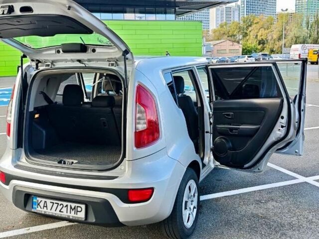 Сірий Кіа Soul, об'ємом двигуна 1.6 л та пробігом 184 тис. км за 8500 $, фото 10 на Automoto.ua