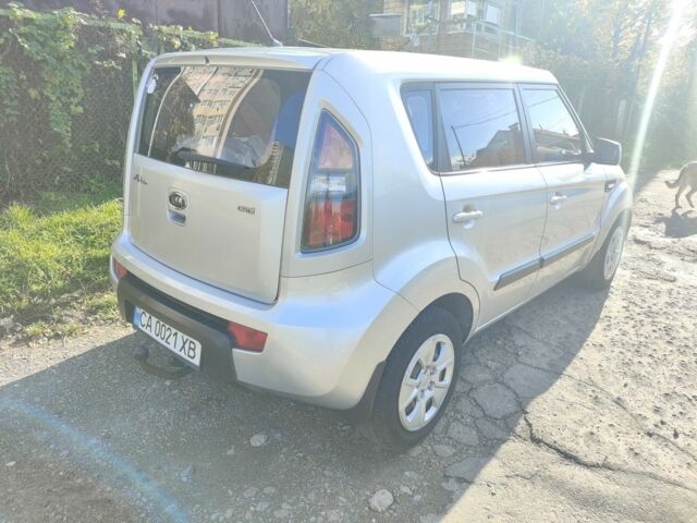 Сірий Кіа Soul, об'ємом двигуна 1.6 л та пробігом 209 тис. км за 7800 $, фото 8 на Automoto.ua