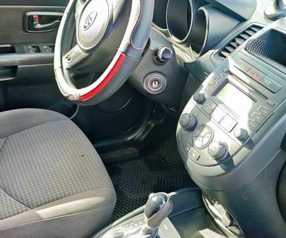 Сірий Кіа Soul, об'ємом двигуна 1.6 л та пробігом 184 тис. км за 8500 $, фото 16 на Automoto.ua