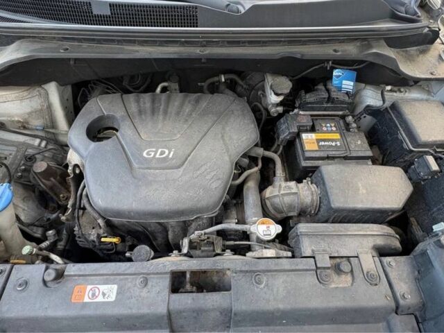Серый Киа Soul, объемом двигателя 1.6 л и пробегом 228 тыс. км за 9000 $, фото 7 на Automoto.ua