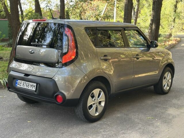 Киа Soul 2014 в Днепре (Днепропетровске) на Automoto.ua Серый Киа Soul, объемом двигателя 1.6 л и пробегом 190 тыс. км за 8950 $, фото 4 на Automoto.ua