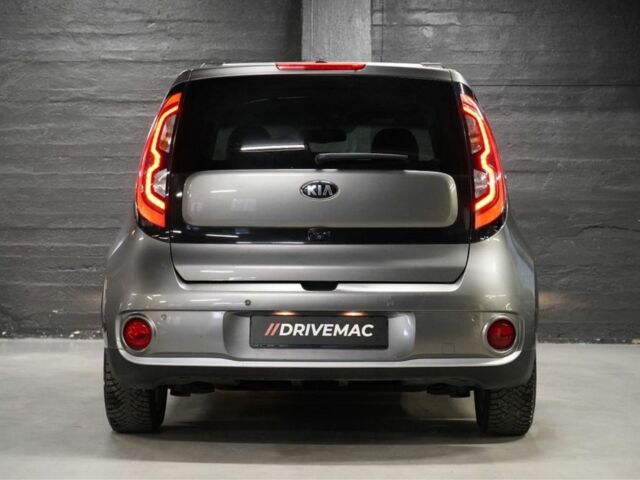 Серый Киа Soul, объемом двигателя 0 л и пробегом 85 тыс. км за 7200 $, фото 2 на Automoto.ua