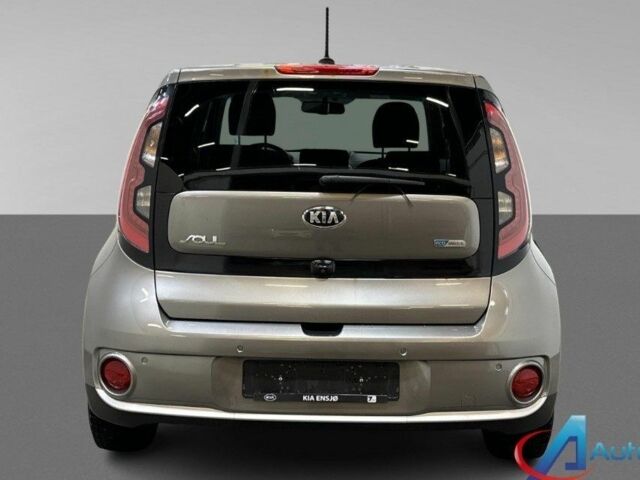 Серый Киа Soul, объемом двигателя 0 л и пробегом 64 тыс. км за 7500 $, фото 4 на Automoto.ua