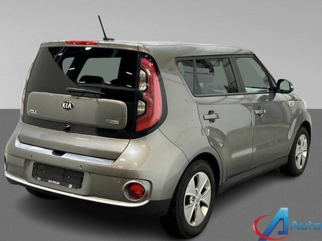 Серый Киа Soul, объемом двигателя 0 л и пробегом 64 тыс. км за 7500 $, фото 5 на Automoto.ua