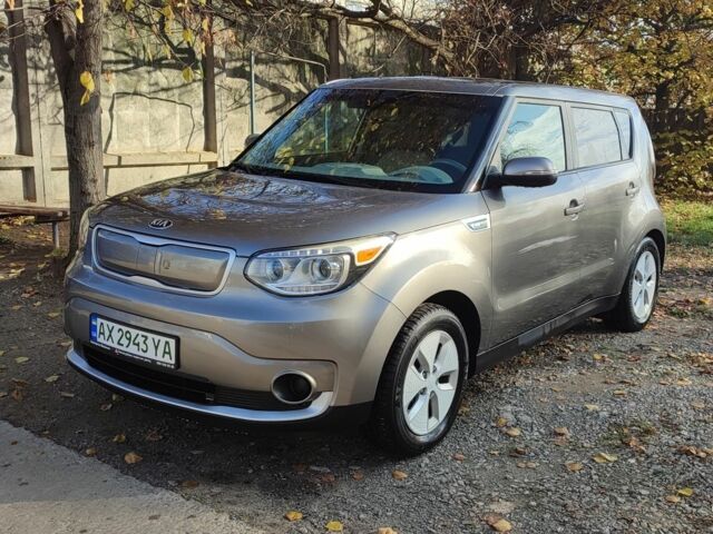 Серый Киа Soul, объемом двигателя 0 л и пробегом 78 тыс. км за 7100 $, фото 11 на Automoto.ua