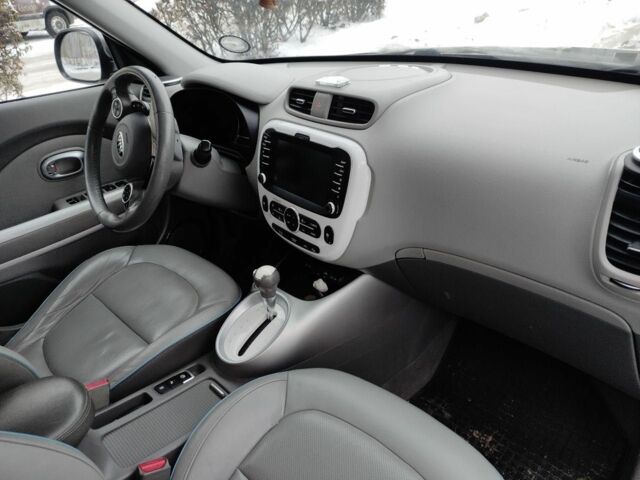 Серый Киа Soul, объемом двигателя 0.1 л и пробегом 135 тыс. км за 6999 $, фото 12 на Automoto.ua