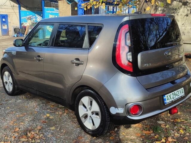 Серый Киа Soul, объемом двигателя 0 л и пробегом 78 тыс. км за 7100 $, фото 5 на Automoto.ua