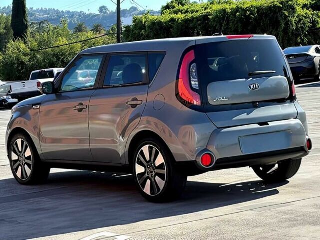 Серый Киа Soul, объемом двигателя 2 л и пробегом 73 тыс. км за 4400 $, фото 6 на Automoto.ua