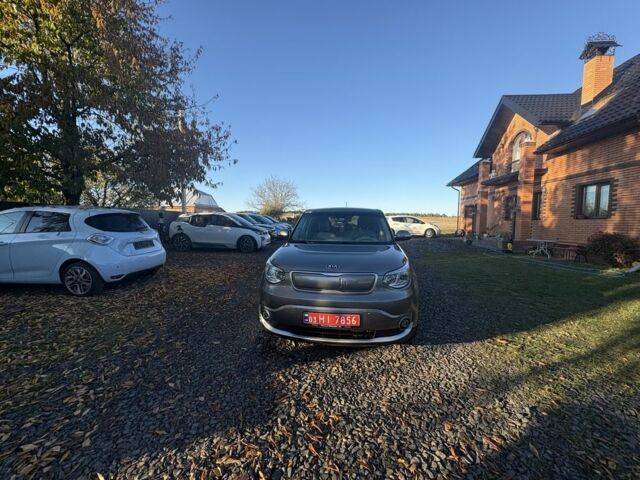 Киа Soul 2016 в Луцке на Automoto.ua Серый Киа Soul, объемом двигателя 0 л и пробегом 99 тыс. км за 6100 $, фото 10 на Automoto.ua