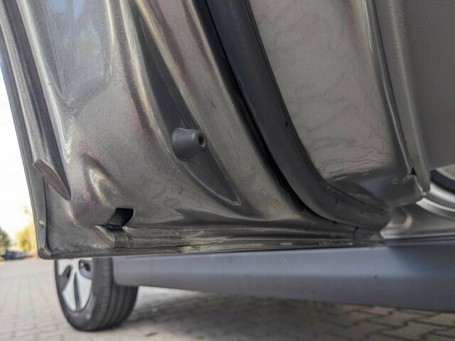 Сірий Кіа Soul, об'ємом двигуна 0 л та пробігом 130 тис. км за 11300 $, фото 7 на Automoto.ua