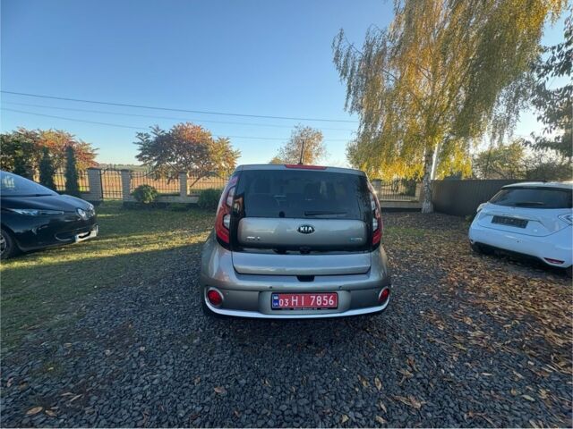 Киа Soul 2016 в Луцке на Automoto.ua Серый Киа Soul, объемом двигателя 0 л и пробегом 99 тыс. км за 6100 $, фото 14 на Automoto.ua