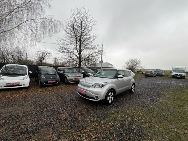 Сірий Кіа Soul, об'ємом двигуна 0 л та пробігом 113 тис. км за 6100 $, фото 17 на Automoto.ua