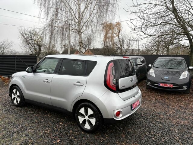 Сірий Кіа Soul, об'ємом двигуна 0 л та пробігом 113 тис. км за 6100 $, фото 14 на Automoto.ua