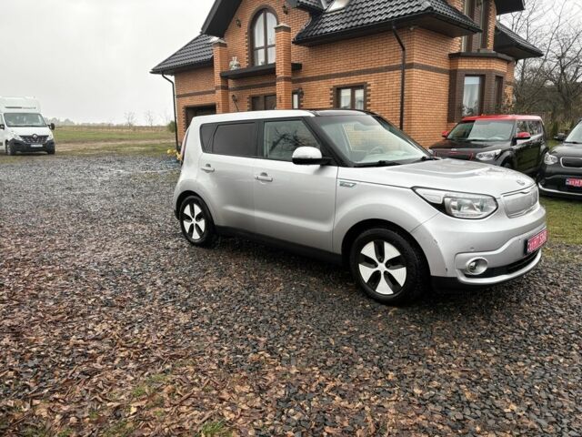 Сірий Кіа Soul, об'ємом двигуна 0 л та пробігом 113 тис. км за 6100 $, фото 10 на Automoto.ua