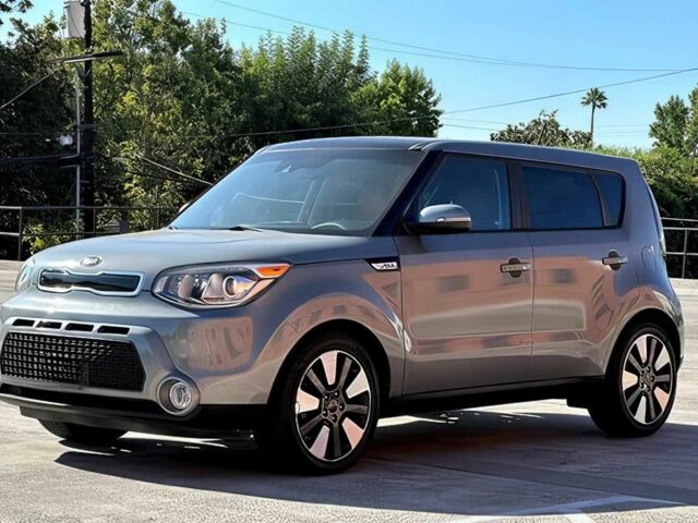 Серый Киа Soul, объемом двигателя 2 л и пробегом 73 тыс. км за 4400 $, фото 2 на Automoto.ua