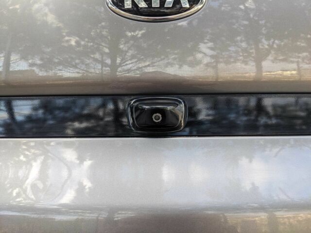 Сірий Кіа Soul, об'ємом двигуна 0 л та пробігом 130 тис. км за 11300 $, фото 9 на Automoto.ua