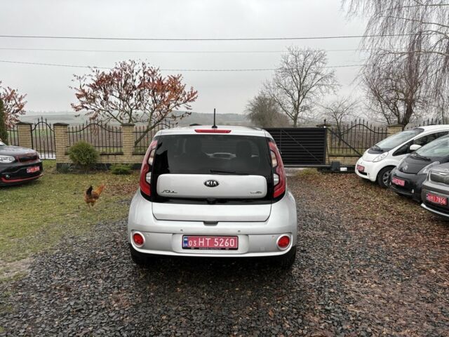 Сірий Кіа Soul, об'ємом двигуна 0 л та пробігом 113 тис. км за 6100 $, фото 13 на Automoto.ua