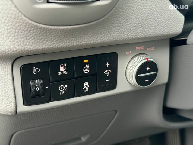 Сірий Кіа Soul, об'ємом двигуна 0 л та пробігом 108 тис. км за 10340 $, фото 15 на Automoto.ua