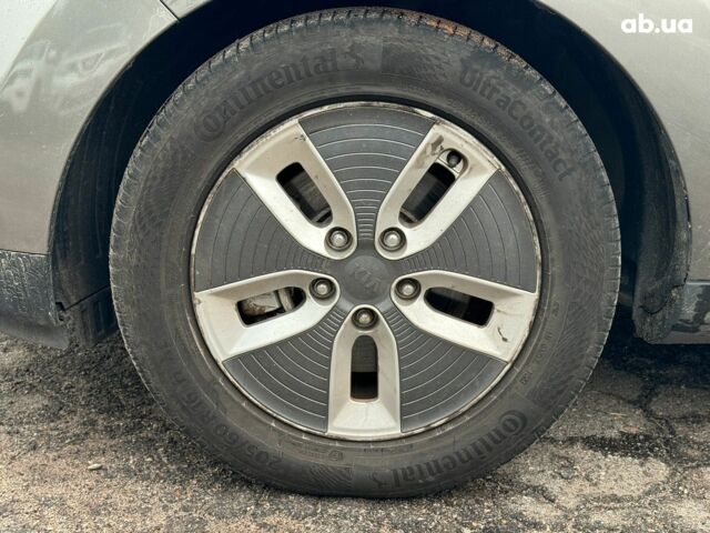 Сірий Кіа Soul, об'ємом двигуна 0 л та пробігом 108 тис. км за 10340 $, фото 8 на Automoto.ua