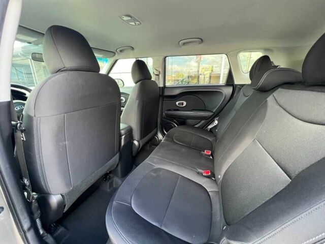 Серый Киа Soul, объемом двигателя 0 л и пробегом 26 тыс. км за 10500 $, фото 21 на Automoto.ua