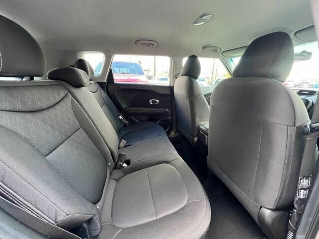 Серый Киа Soul, объемом двигателя 0 л и пробегом 26 тыс. км за 10500 $, фото 20 на Automoto.ua