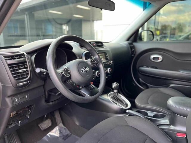 Серый Киа Soul, объемом двигателя 0 л и пробегом 26 тыс. км за 10500 $, фото 17 на Automoto.ua