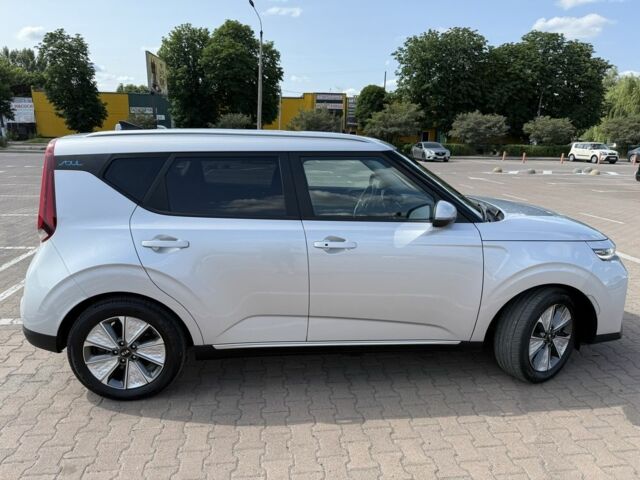 Серый Киа Soul, объемом двигателя 0 л и пробегом 79 тыс. км за 409 $, фото 4 на Automoto.ua