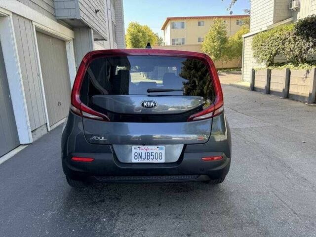 Киа Soul 2020 в Львове на Automoto.ua Серый Киа Soul, объемом двигателя 1.6 л и пробегом 49 тыс. км за 3100 $, фото 5 на Automoto.ua