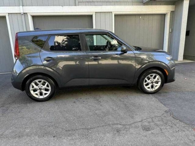 Киа Soul 2020 в Львове на Automoto.ua Серый Киа Soul, объемом двигателя 1.6 л и пробегом 49 тыс. км за 3100 $, фото 2 на Automoto.ua