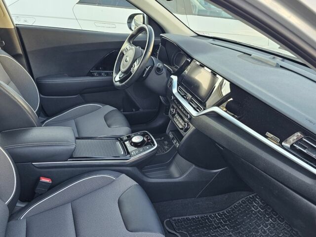 Сірий Кіа Soul, об'ємом двигуна 0 л та пробігом 38 тис. км за 21800 $, фото 4 на Automoto.ua