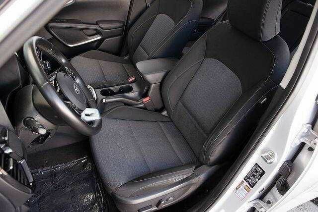 Серый Киа Soul, объемом двигателя 2 л и пробегом 47 тыс. км за 3900 $, фото 4 на Automoto.ua