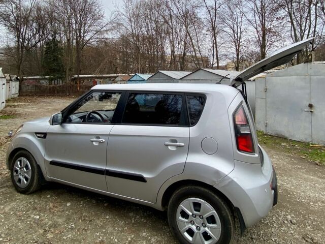 Серый Киа Soul, объемом двигателя 1.6 л и пробегом 147 тыс. км за 5926 $, фото 5 на Automoto.ua