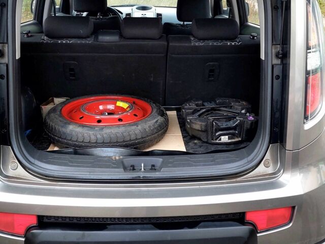 Серый Киа Soul, объемом двигателя 1.6 л и пробегом 109 тыс. км за 7900 $, фото 21 на Automoto.ua