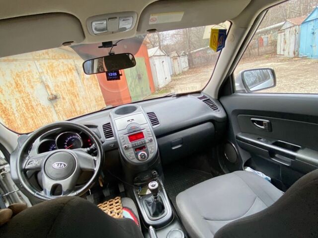 Серый Киа Soul, объемом двигателя 1.6 л и пробегом 147 тыс. км за 5926 $, фото 4 на Automoto.ua