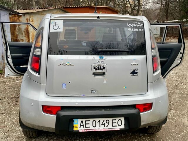 Серый Киа Soul, объемом двигателя 1.6 л и пробегом 147 тыс. км за 5926 $, фото 8 на Automoto.ua