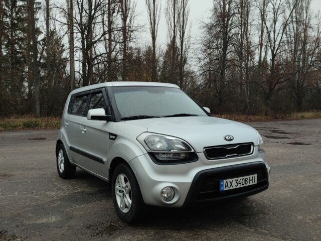 Сірий Кіа Soul, об'ємом двигуна 1.6 л та пробігом 154 тис. км за 8000 $, фото 2 на Automoto.ua