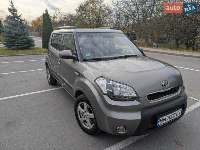 Серый Киа Soul, объемом двигателя 1.6 л и пробегом 210 тыс. км за 5900 $, фото 4 на Automoto.ua