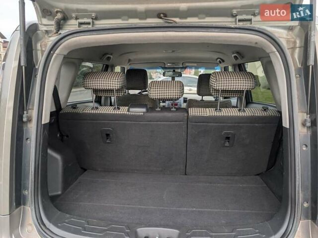 Серый Киа Soul, объемом двигателя 1.6 л и пробегом 210 тыс. км за 5900 $, фото 28 на Automoto.ua