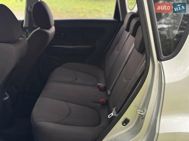 Серый Киа Soul, объемом двигателя 1.6 л и пробегом 260 тыс. км за 7199 $, фото 16 на Automoto.ua