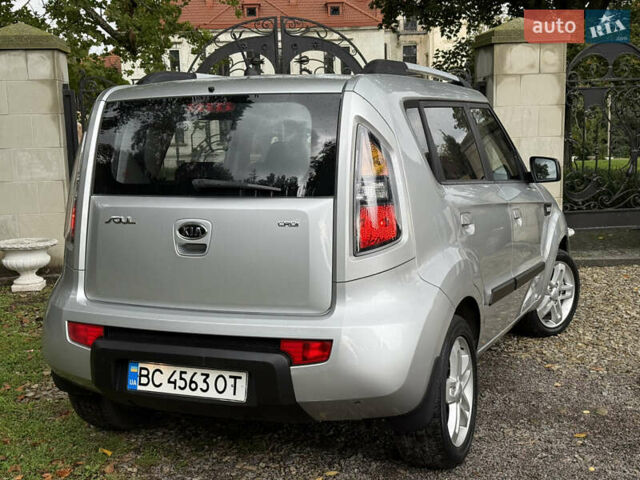 Серый Киа Soul, объемом двигателя 1.6 л и пробегом 260 тыс. км за 7199 $, фото 4 на Automoto.ua