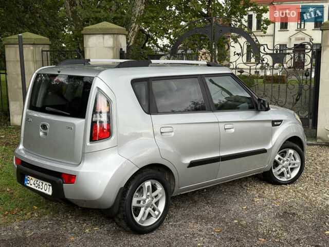 Серый Киа Soul, объемом двигателя 1.6 л и пробегом 260 тыс. км за 7199 $, фото 3 на Automoto.ua