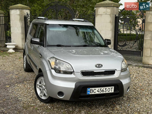 Серый Киа Soul, объемом двигателя 1.6 л и пробегом 260 тыс. км за 7199 $, фото 1 на Automoto.ua