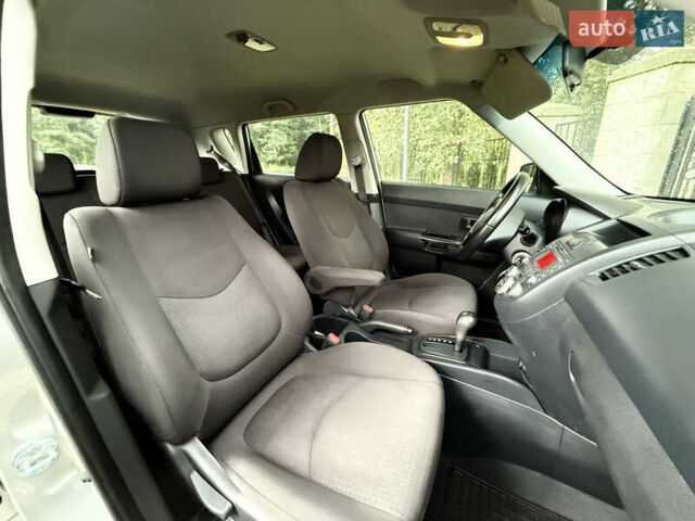 Серый Киа Soul, объемом двигателя 1.6 л и пробегом 260 тыс. км за 7199 $, фото 15 на Automoto.ua